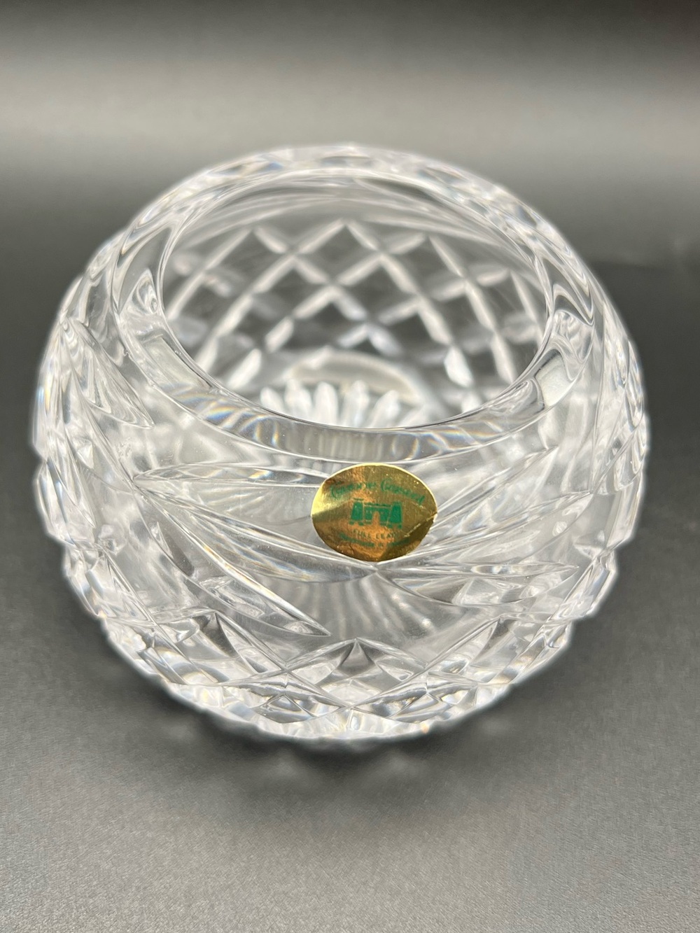 🇮🇪 Vintage Tyrone Crystal Rose Bowl Globe Vase Irish Hand Cut Lead Glass